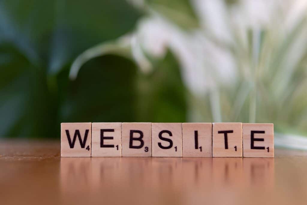 Website displayed with letter blocks